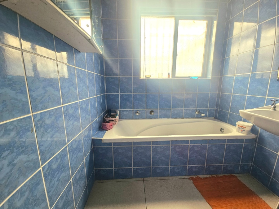 3 Bedroom Property for Sale in Colorado Park Western Cape